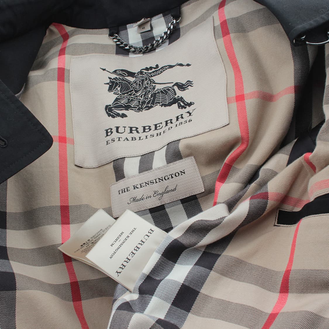 버버리 켄싱턴 블랙 벨티드 남성 트렌치코트 46 상품이미지3