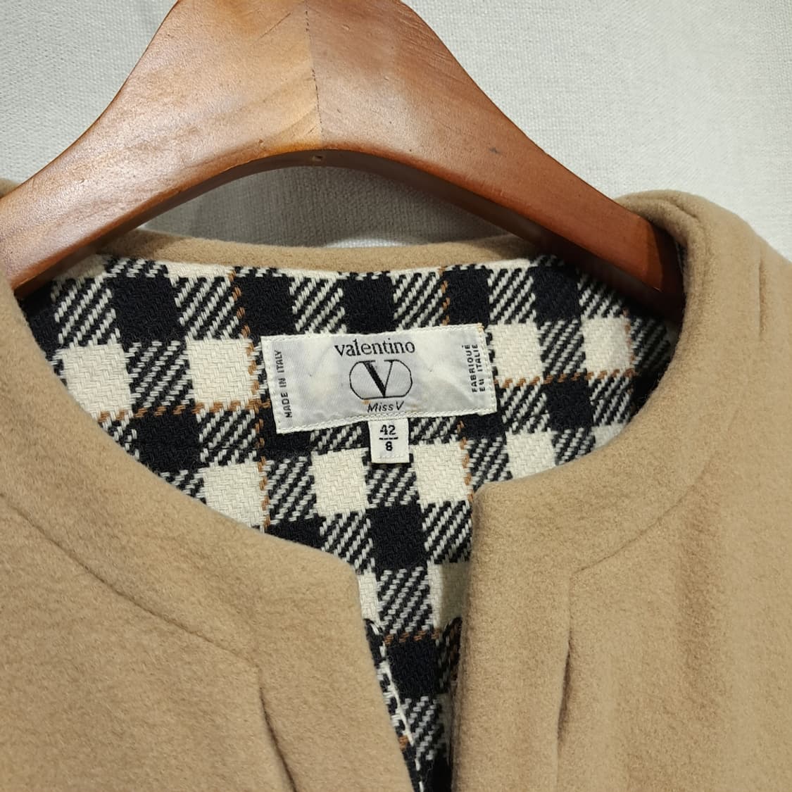 CN828W L 발렌티노 Miss V 카멜 노카라 울 오버핏 코트 상품이미지2