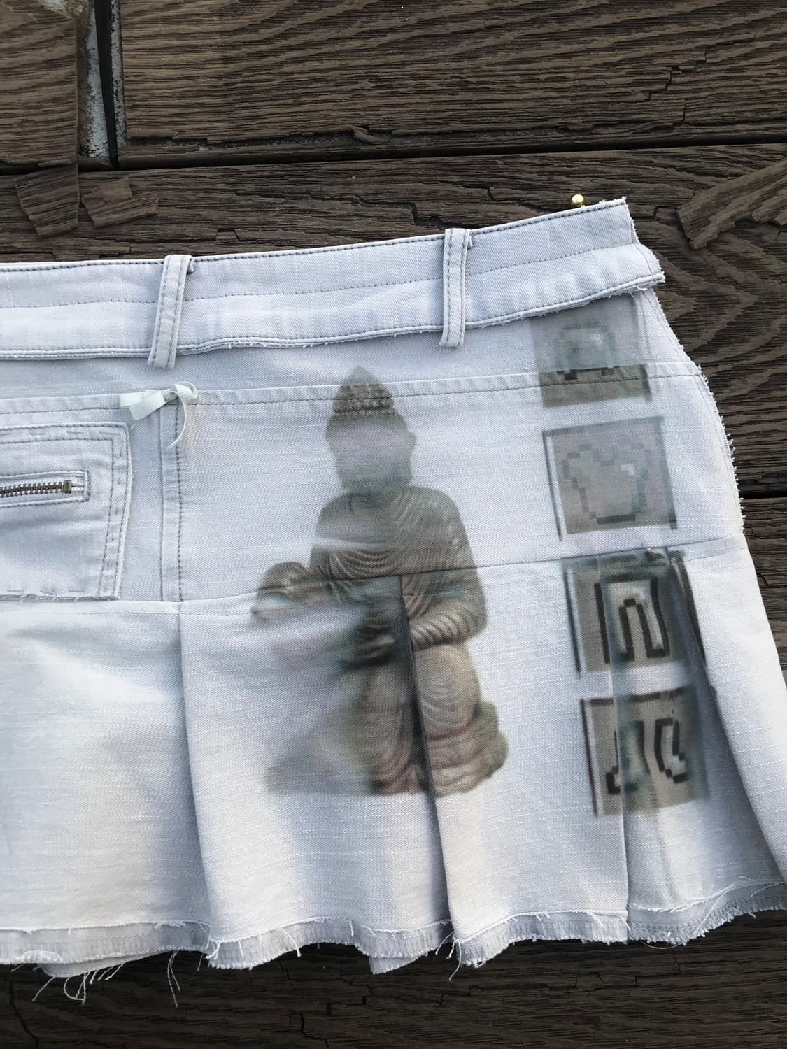 Buddha Pixel Pleated Denim Skirt 상품이미지2