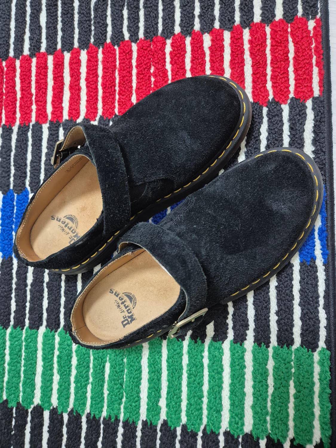 닥터마틴 아이샴 스웨이드 뮬 슬리퍼 상품이미지1