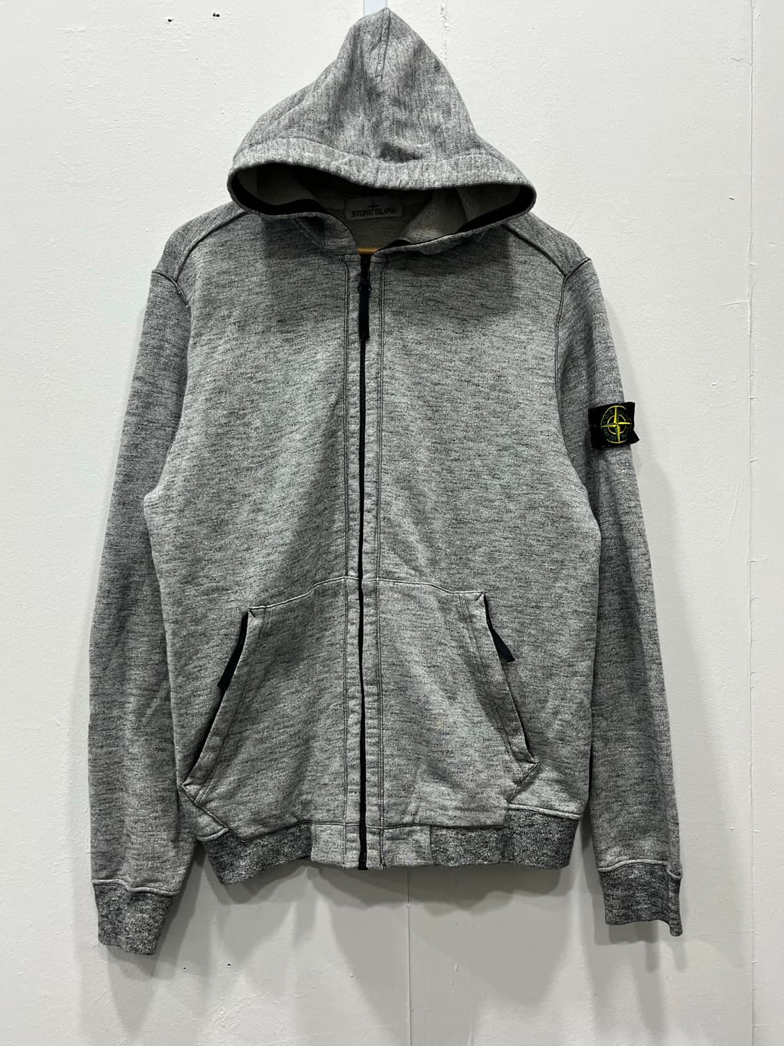 스톤아일랜드 와펜 후드집업 L 100 상품이미지2