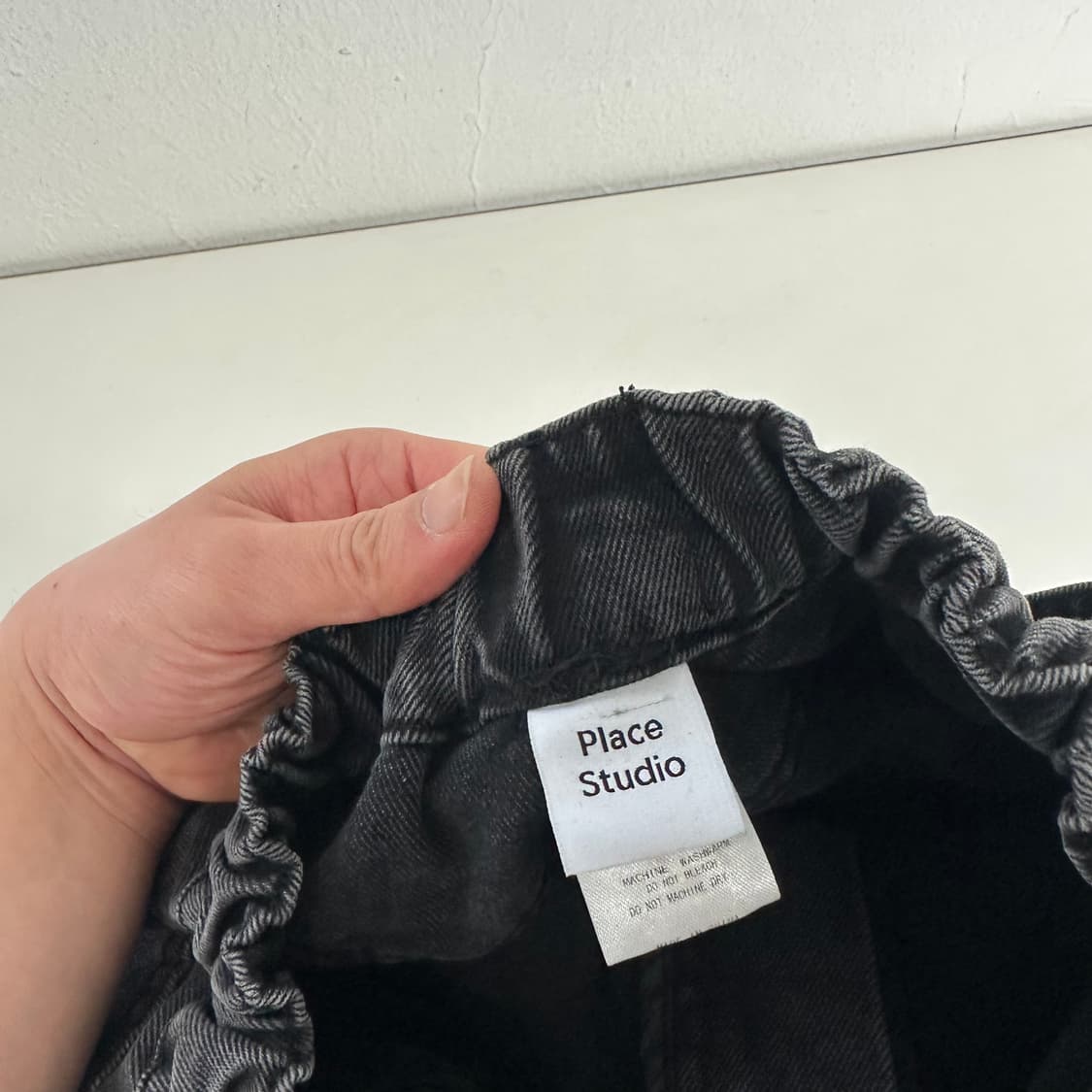 M-L 플레이스스튜디오 워시드블랙 와이드핏 밴딩데님팬츠 상품이미지4