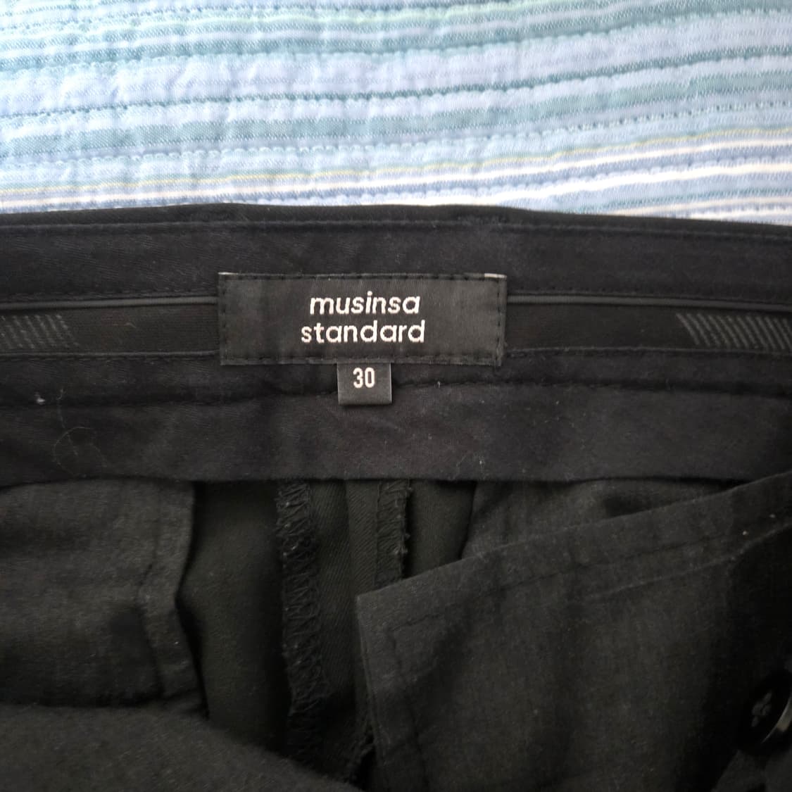 무신사스탠다드 와이드슬랙스 (M.30) 판매해요 상품이미지3