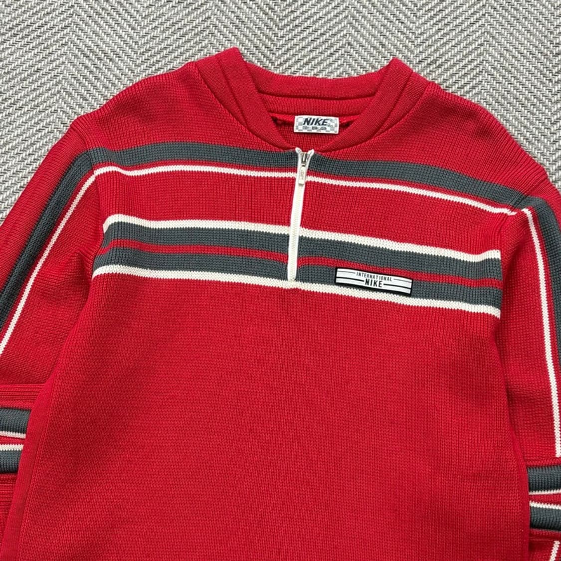 한국나이키 80’s 반집업 니트 v2356 상품이미지3