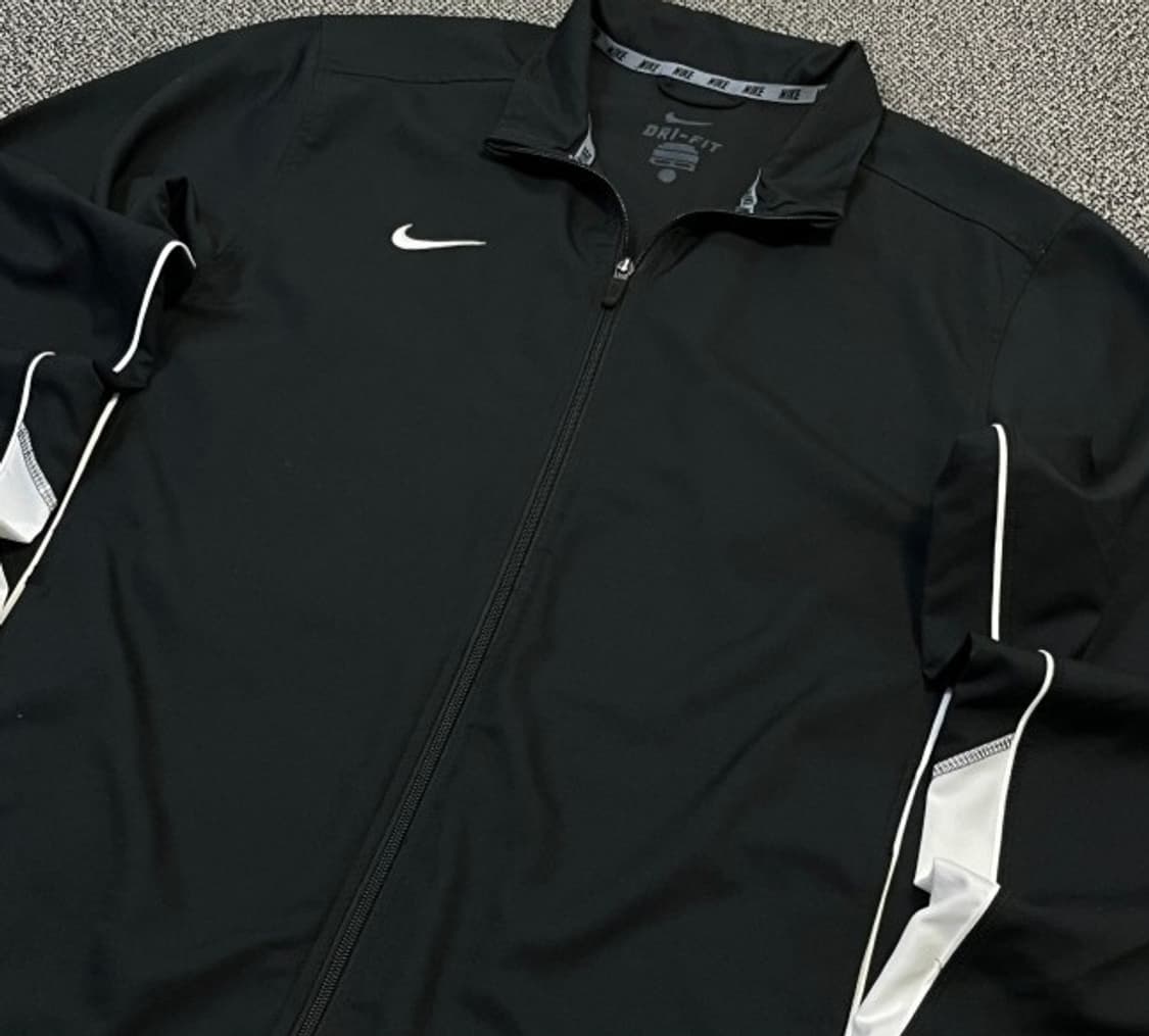 나이키 스우시 바람막이 자켓 100/L 상품이미지2