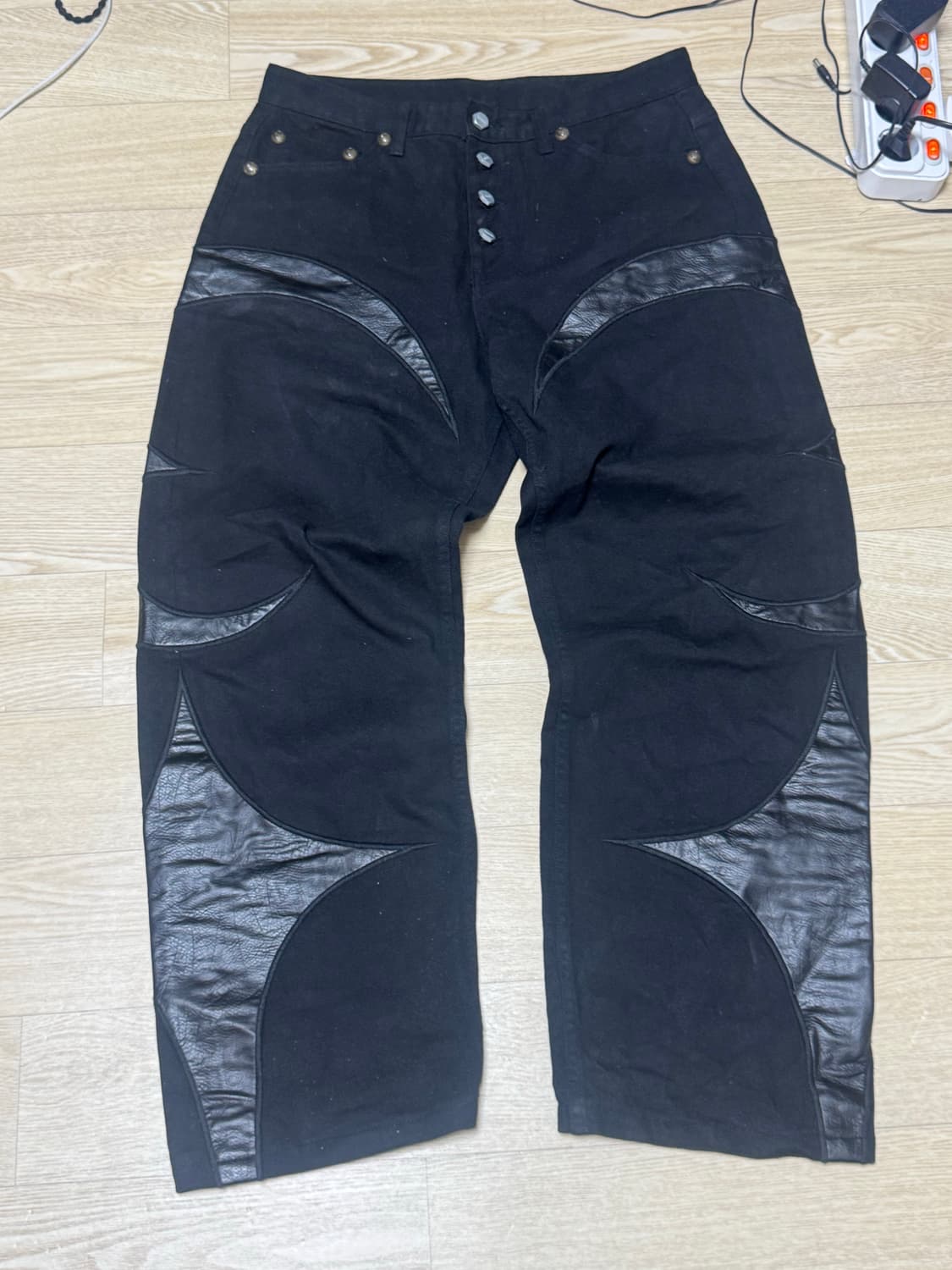 떠그클럽 레더팬츠 올검 M (초판) 상품이미지1