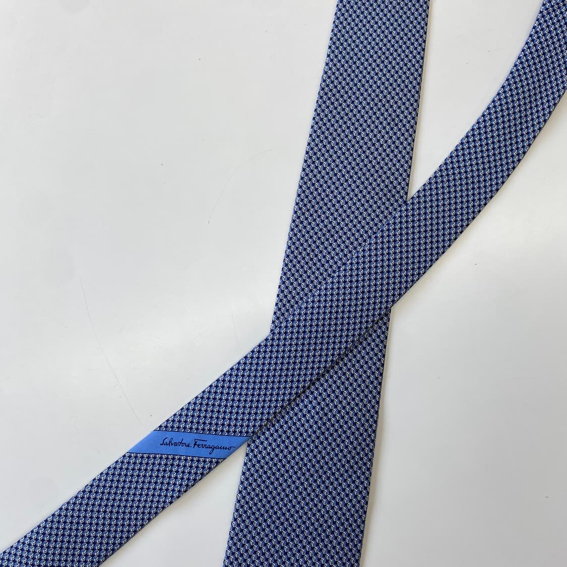 신형라벨 페레가모(Ferragamo)  명품 정품넥타이8.1cm 상품이미지4