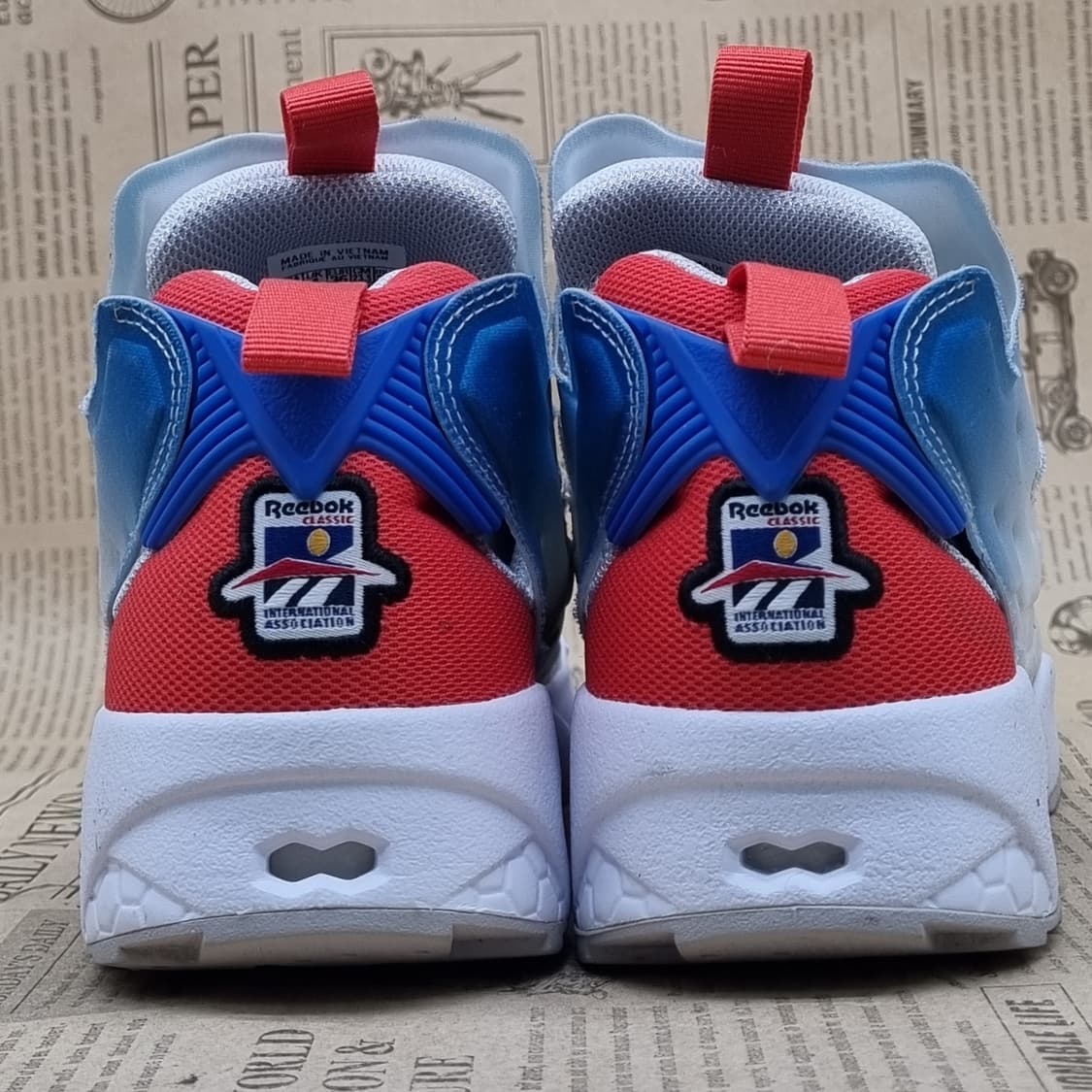 리복 인스타펌프 퓨리 OG 여성운동화235 상품이미지4