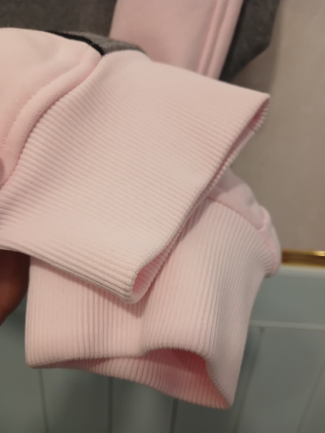 오닐 정품 여성 맨투맨 S 사이즈 (크게 나와서 M 까지도 가능요) 상품이미지6