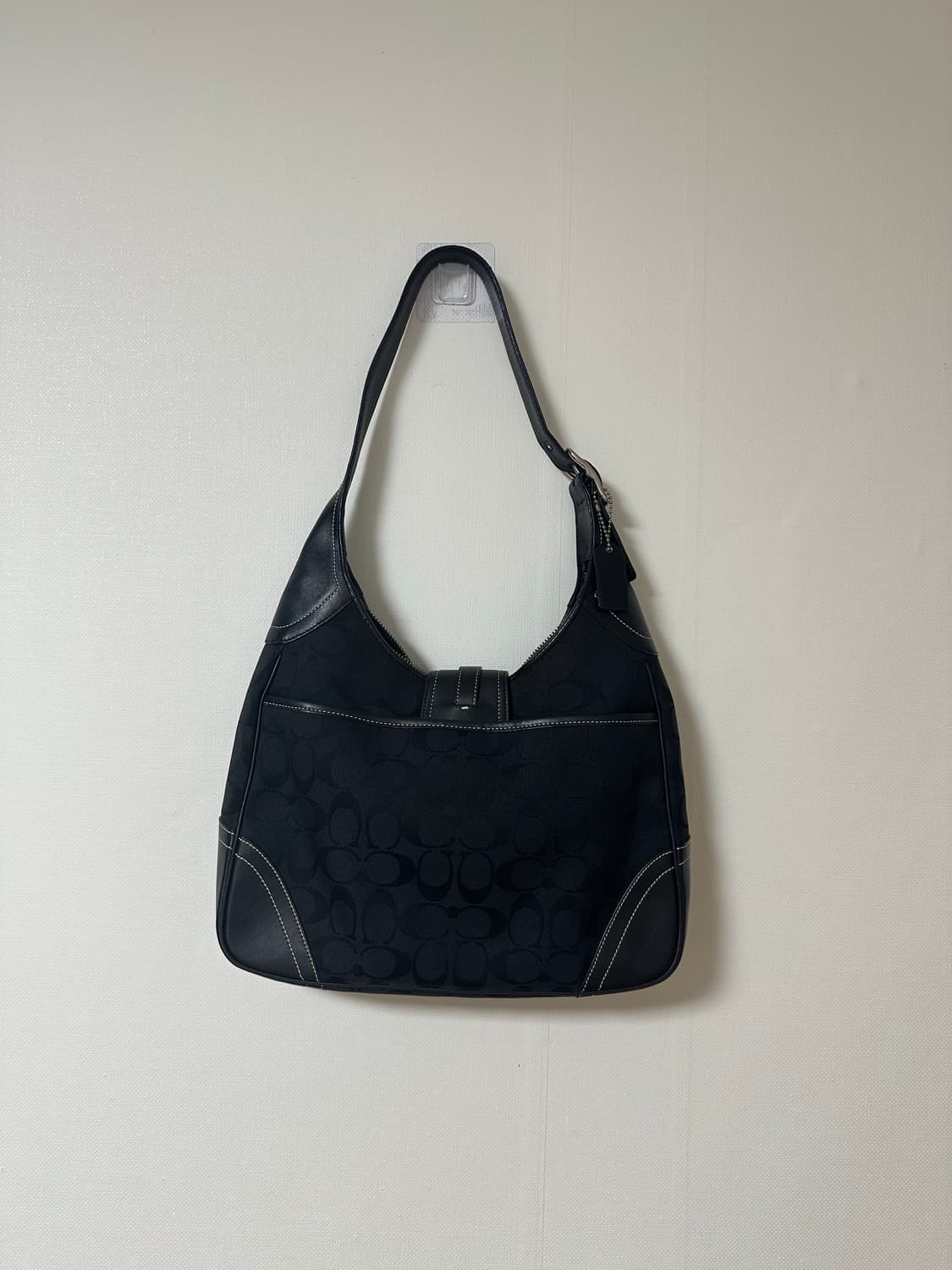 코치 블랙 시그니처 숄더백 / 코치가방 / 코치숄더백 /코치빈티지백 상품이미지3