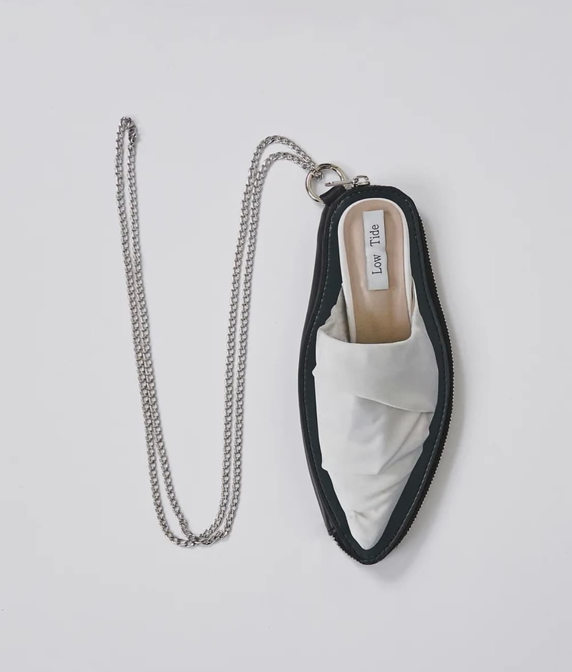 새제품)로우타이드 슈즈 프린티드 파우치 SHOES PRINTED POUC 상품이미지1