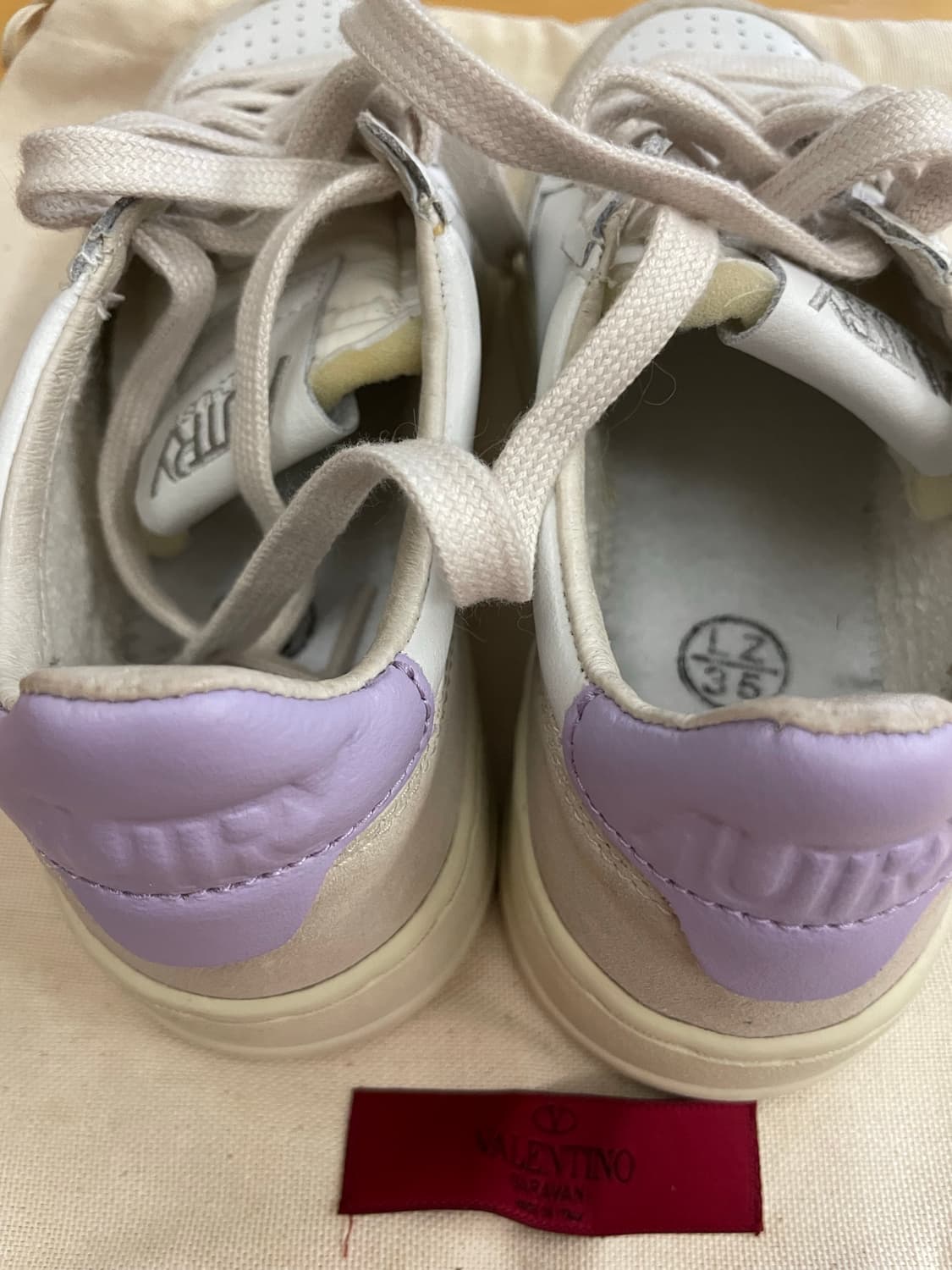 오트리 운동화 정품 35사이즈 220 상품이미지1