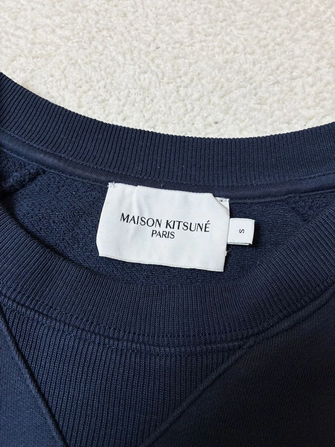 메종키츠네 폭스 헤드 패치 맨투맨 PN6784 상품이미지4