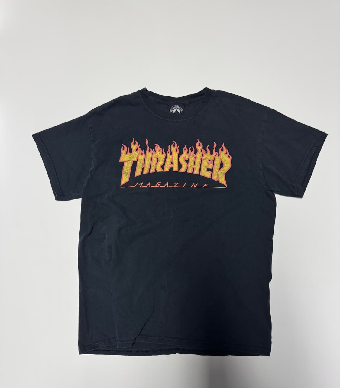 트레셔 불꽃 프린팅 반팔 티셔츠 S 블랙 상품이미지1