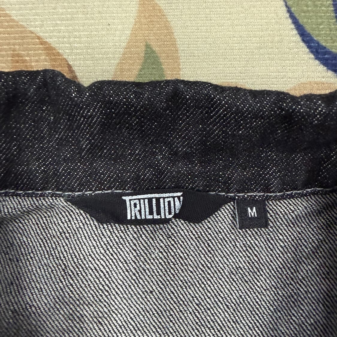 (M)트릴리온 Trillion 투포켓 흑청데님 트러커자켓 상품이미지2