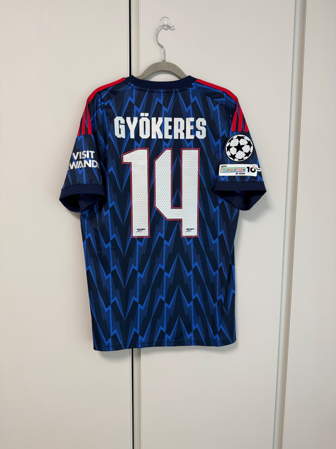 25-26 아스날 어웨이 국내3XL 요케레스 판매 상품이미지1