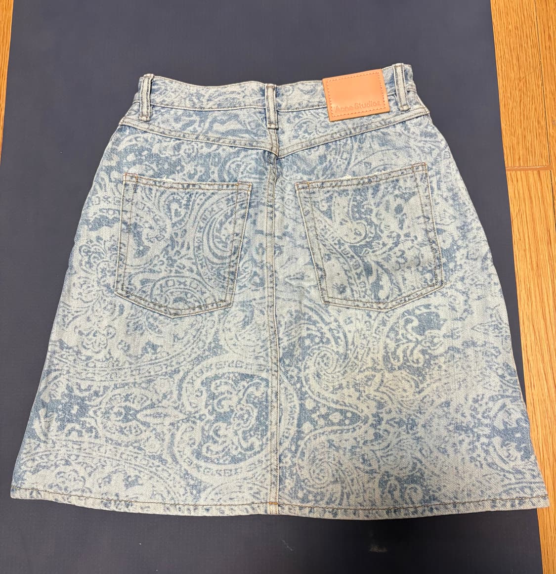아크네스튜디오 ss21 데님스커트 36사이즈 상품이미지2
