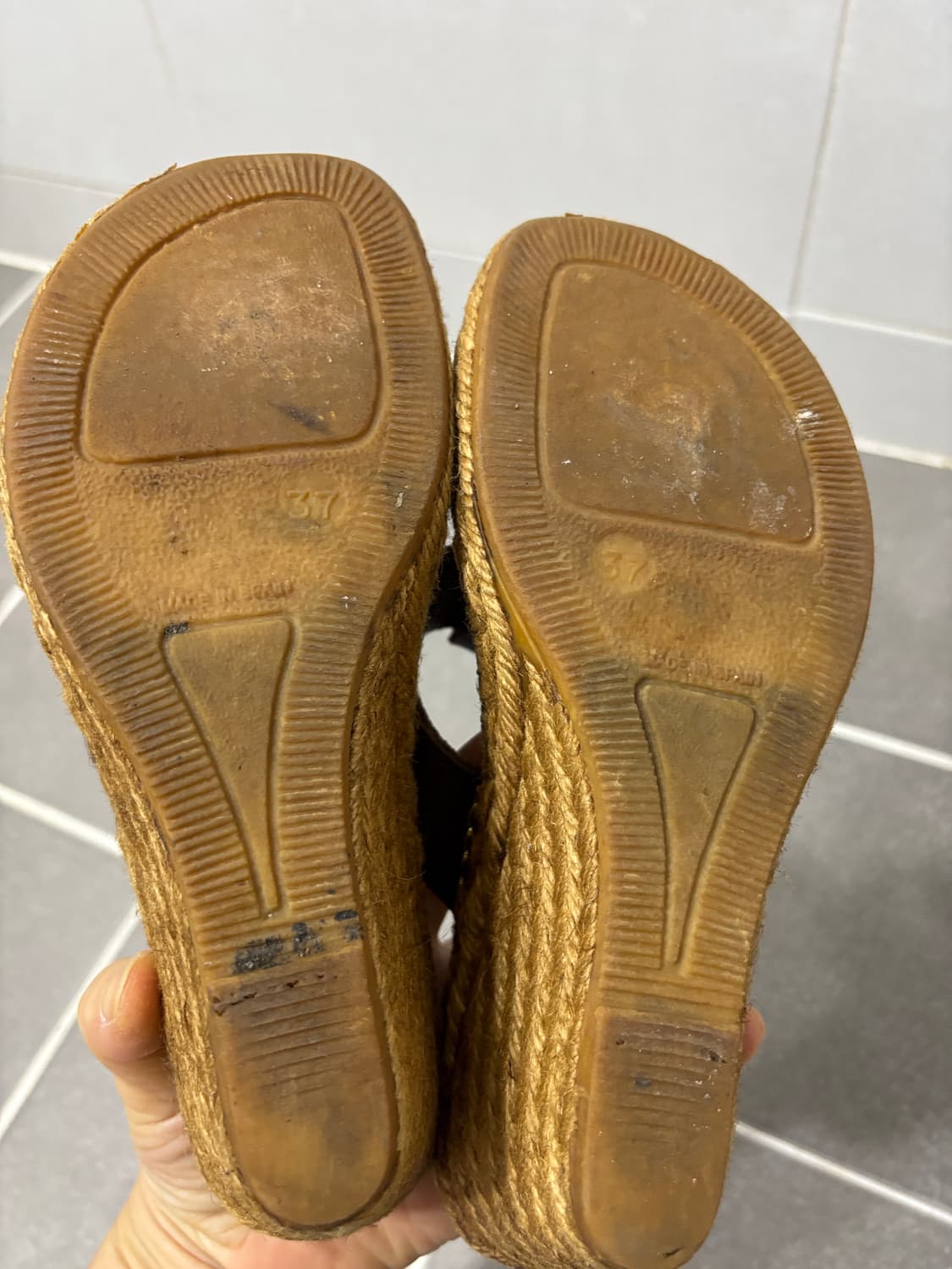 정품)버버리 웨지 뮬 상품이미지5