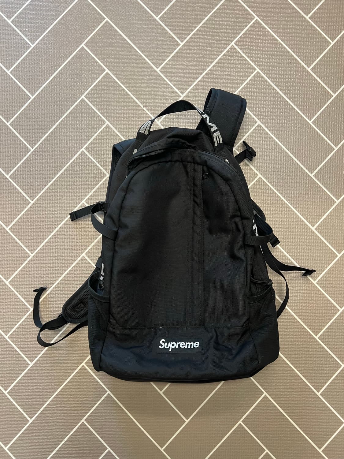 슈프림 백팩 18ss 상품이미지1