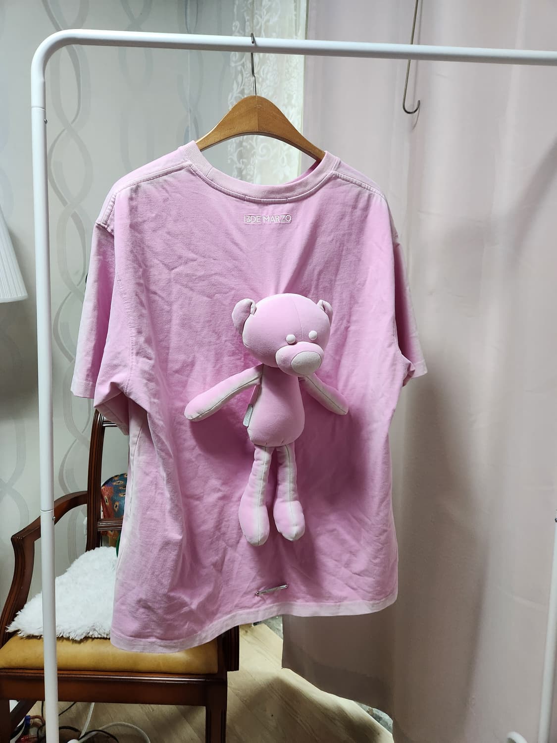 13DE MARZO Thick Outline Sketch T-Shirt  상품이미지2