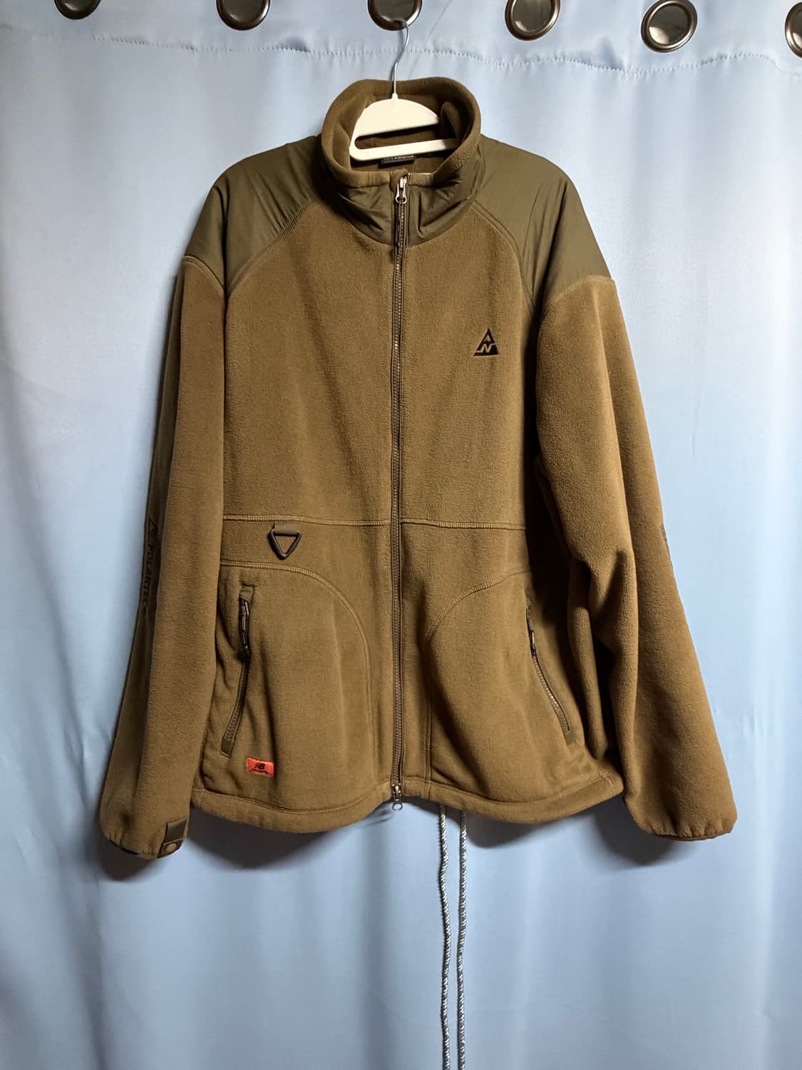 뉴발란스 클라이막스 미드레이어 폴라텍 상품이미지1