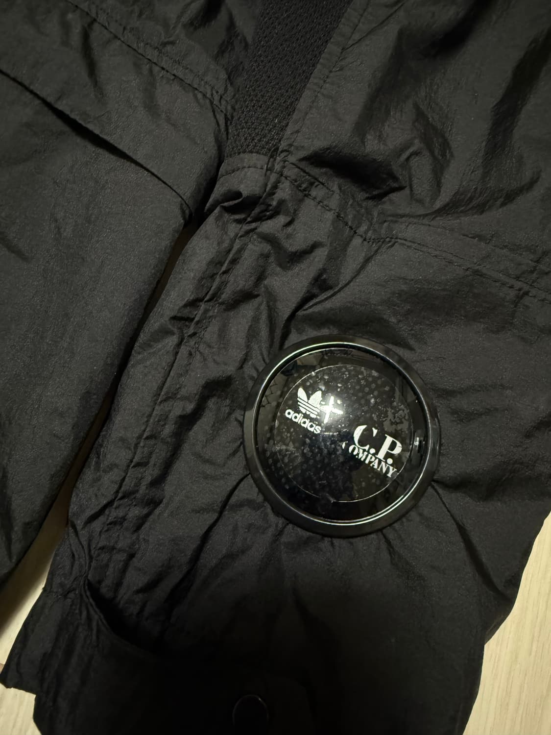 CP 컴퍼니 X 아디다스 콜라보 자켓 상품이미지2