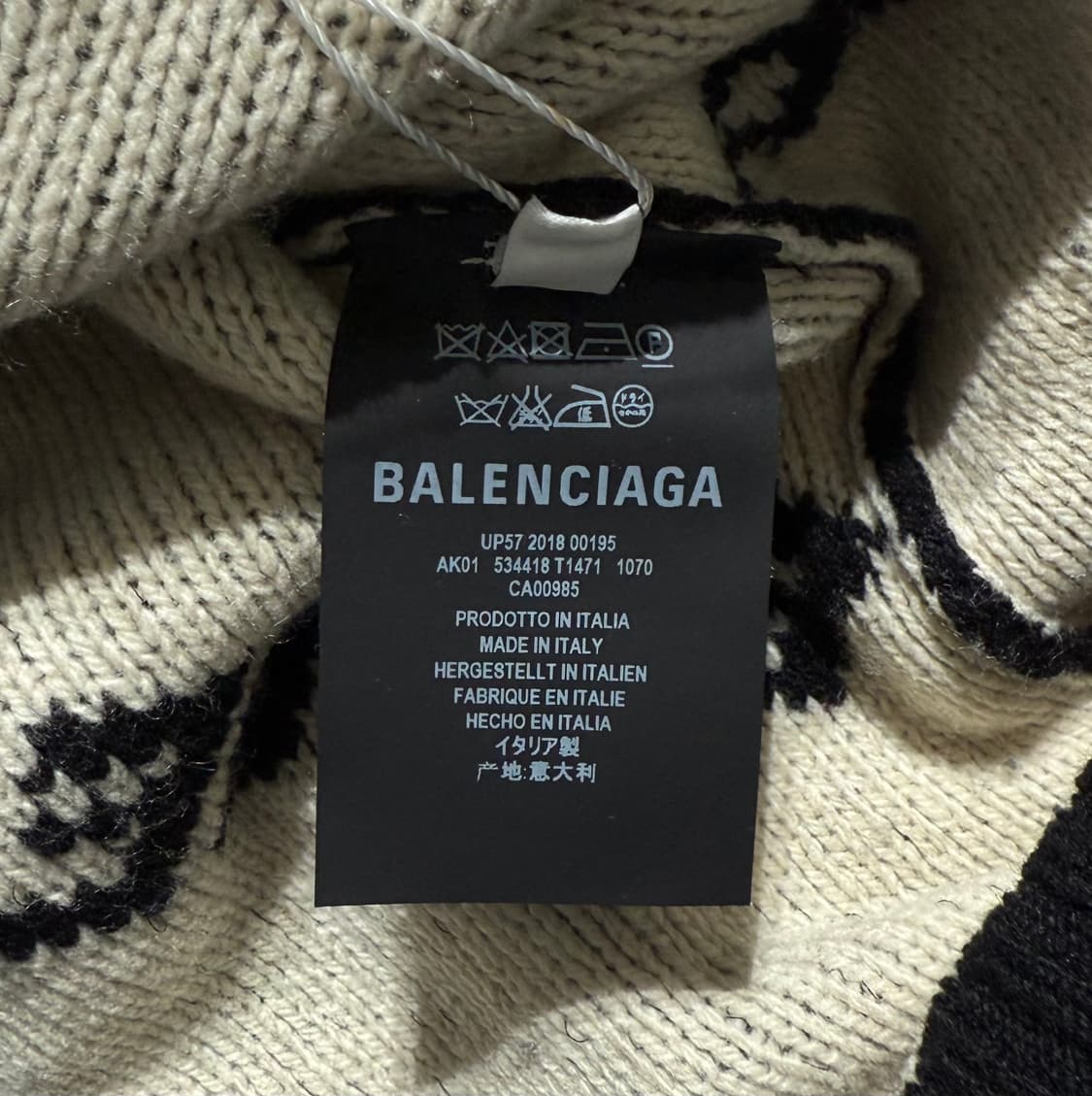 발렌시아가 멀티로고 니트 상품이미지5