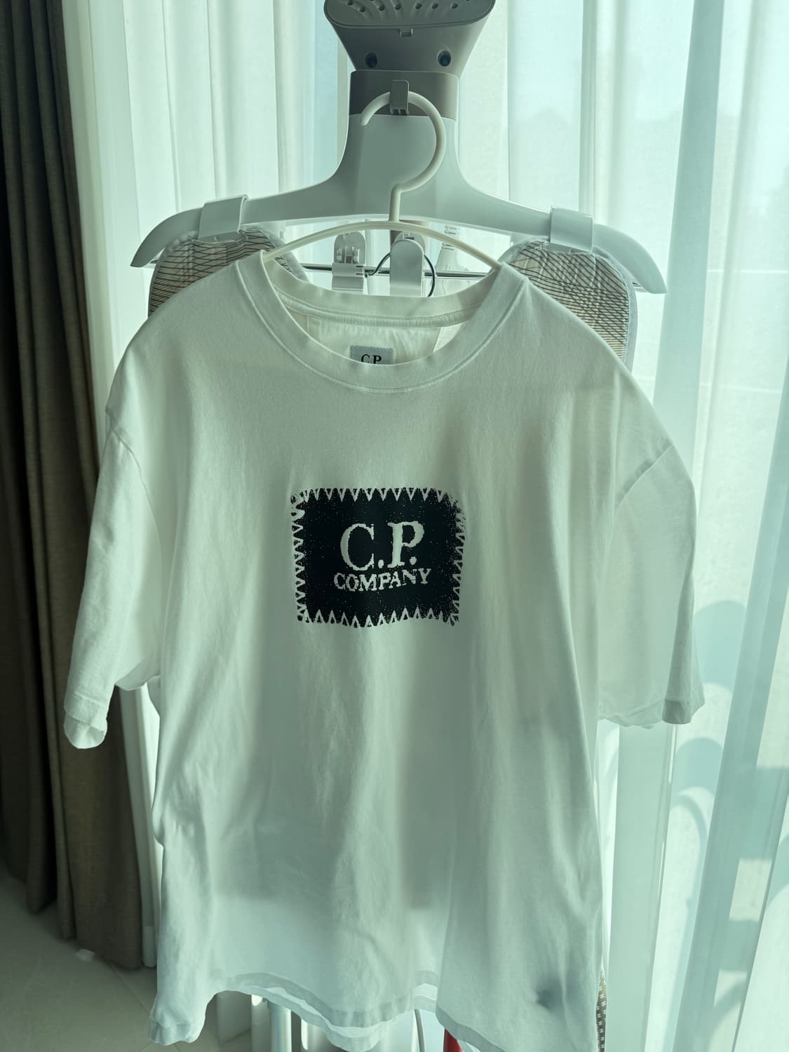 CP컴퍼니 남성 반팔 티셔츠 (105-110) 상품이미지1