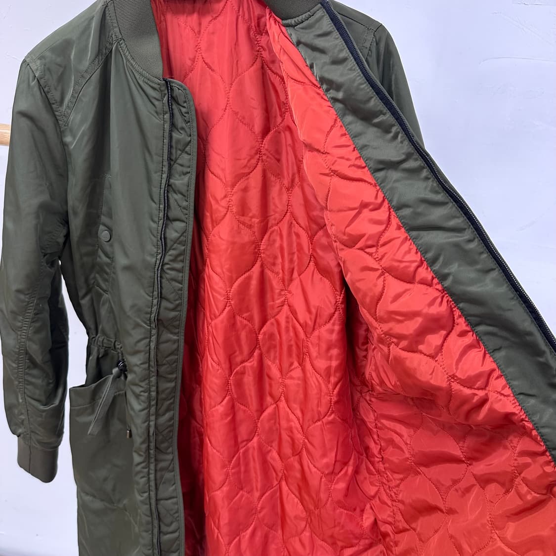 캘빈클라인 퍼포먼스 롱 바머 점퍼 카키 M(95) 안감누빔 J23 상품이미지8