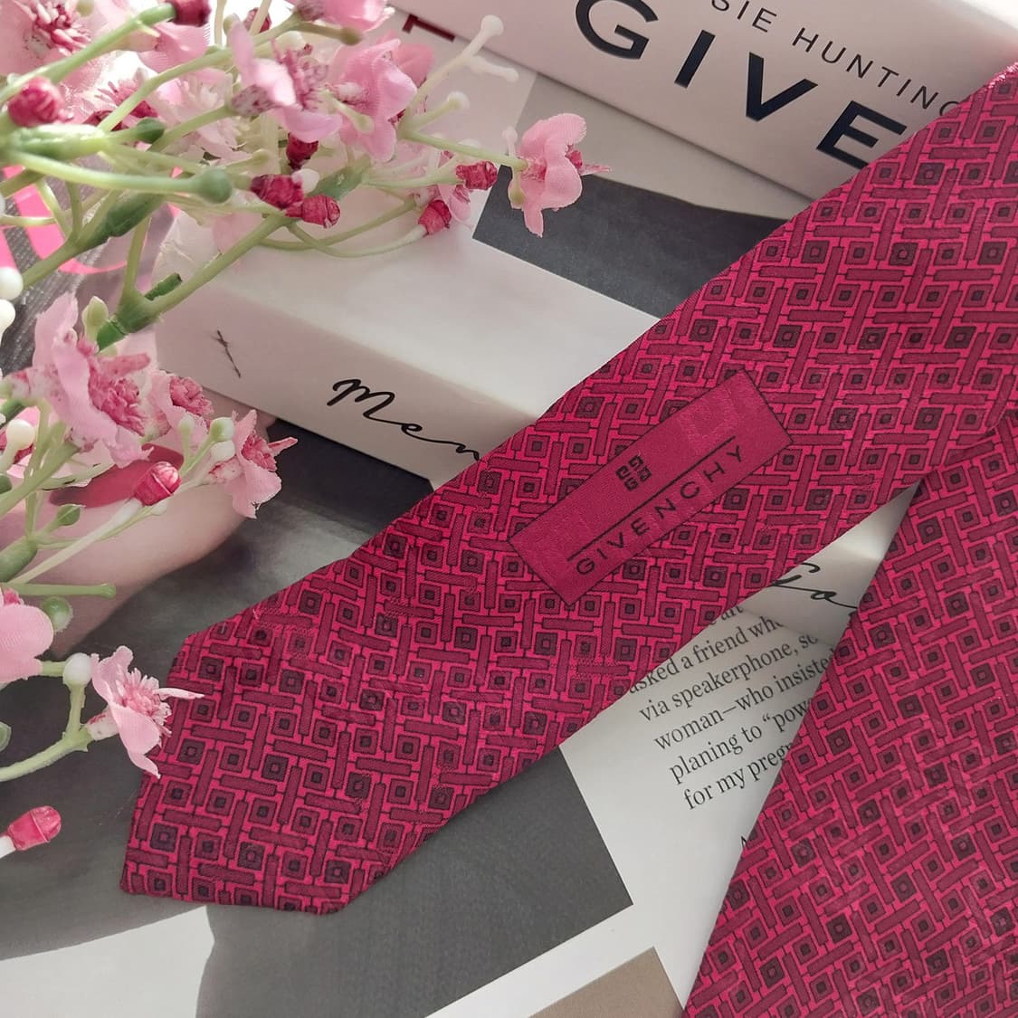 지방시 실크 와인 빅로고 패턴 넥타이 9.9cm A+등급 K1695
 상품이미지6