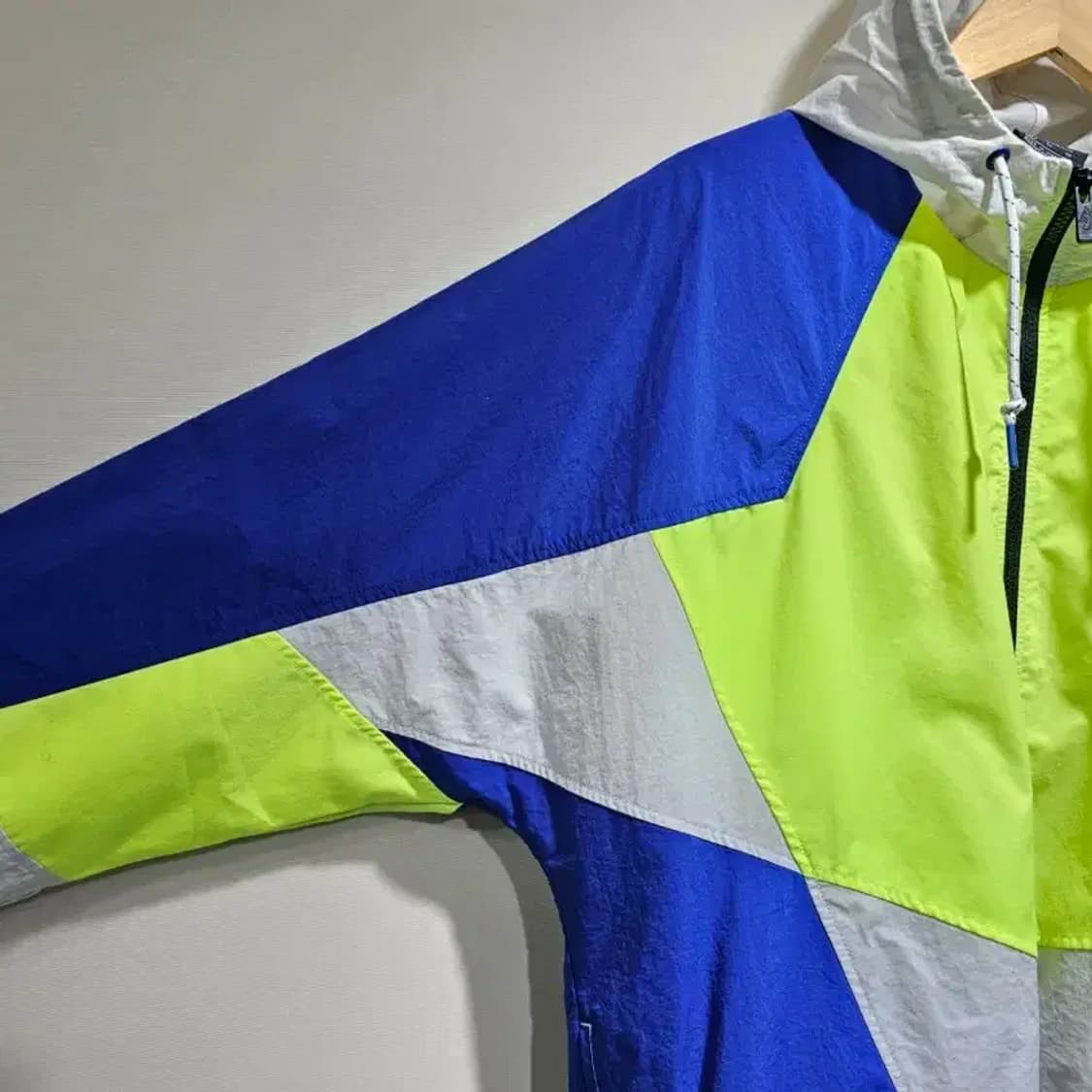 나이키 바람막이 XL 블루/라임/화이트 상품이미지4