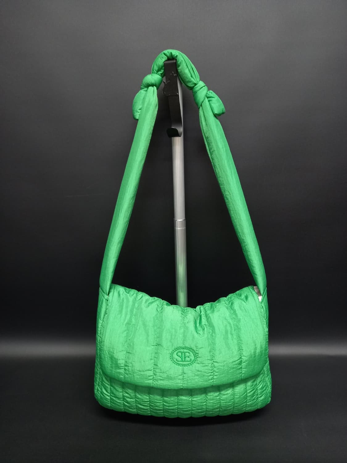 시엔느 패딩 궐팅 숄더 크로스바디백 구름백 상품이미지1