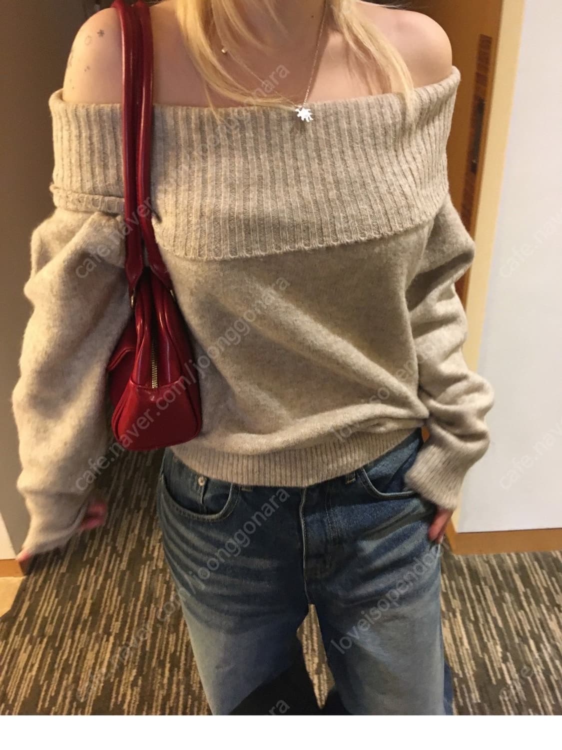 아워캐비넷 miu off knit 오프숄더 니트 상품이미지6