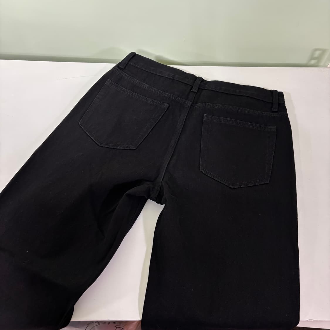 택달린새것 33 무신사스탠다드 무탠다드 스트레이트핏 블랙진 상품이미지3