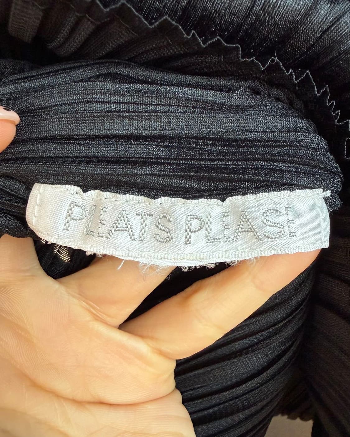 플리츠플리즈 블랙 링컬 크롭 자켓 상품이미지8