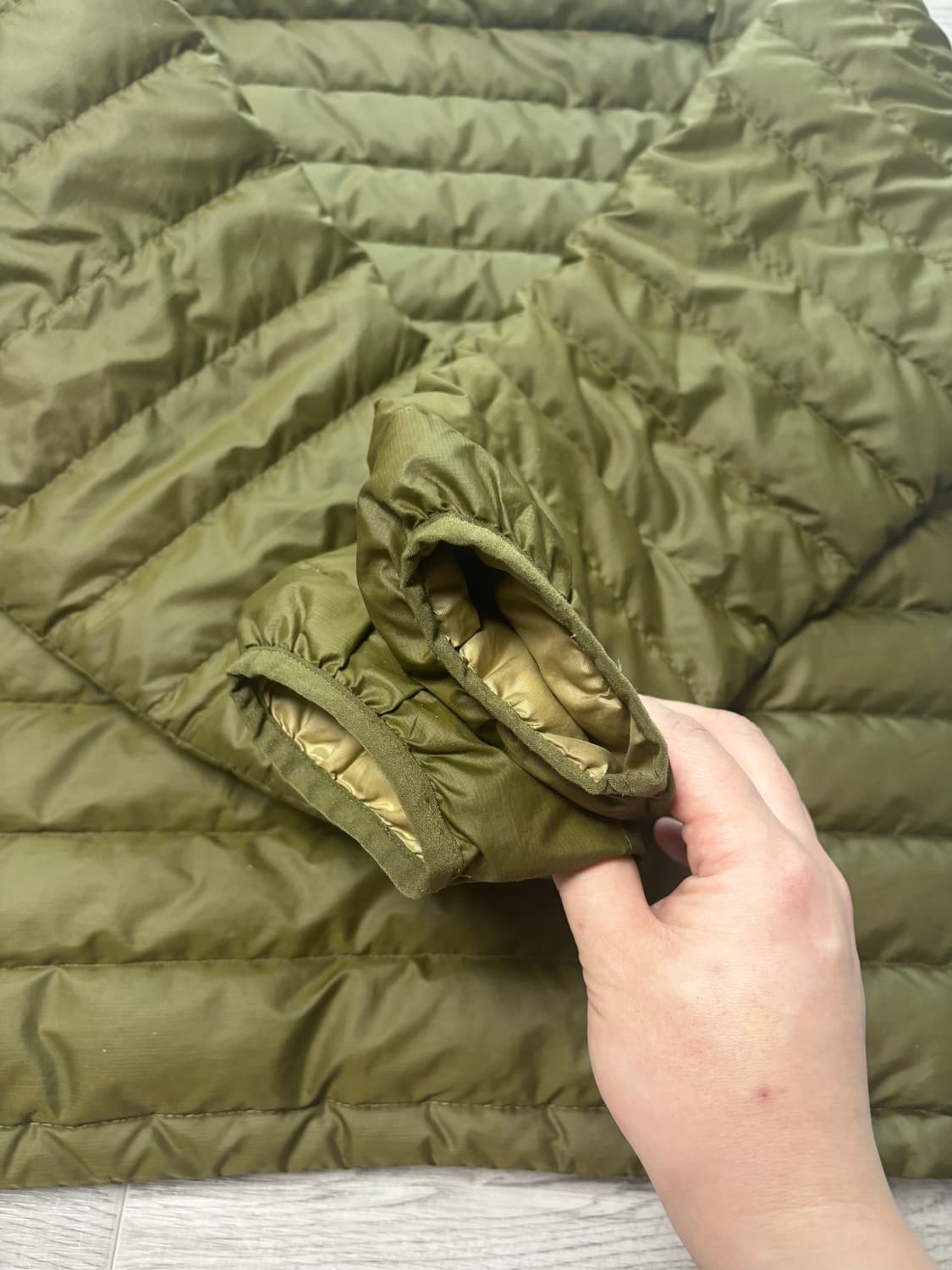 [m/하자] 파타고니아 경량패딩 상품이미지7