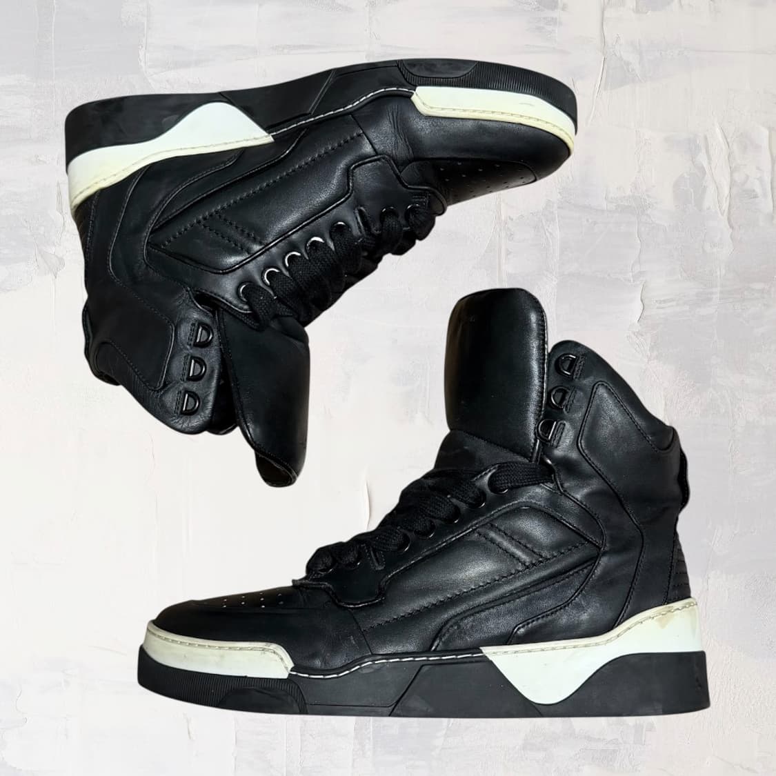 지방시 타이슨 스니커즈 42 상품이미지1