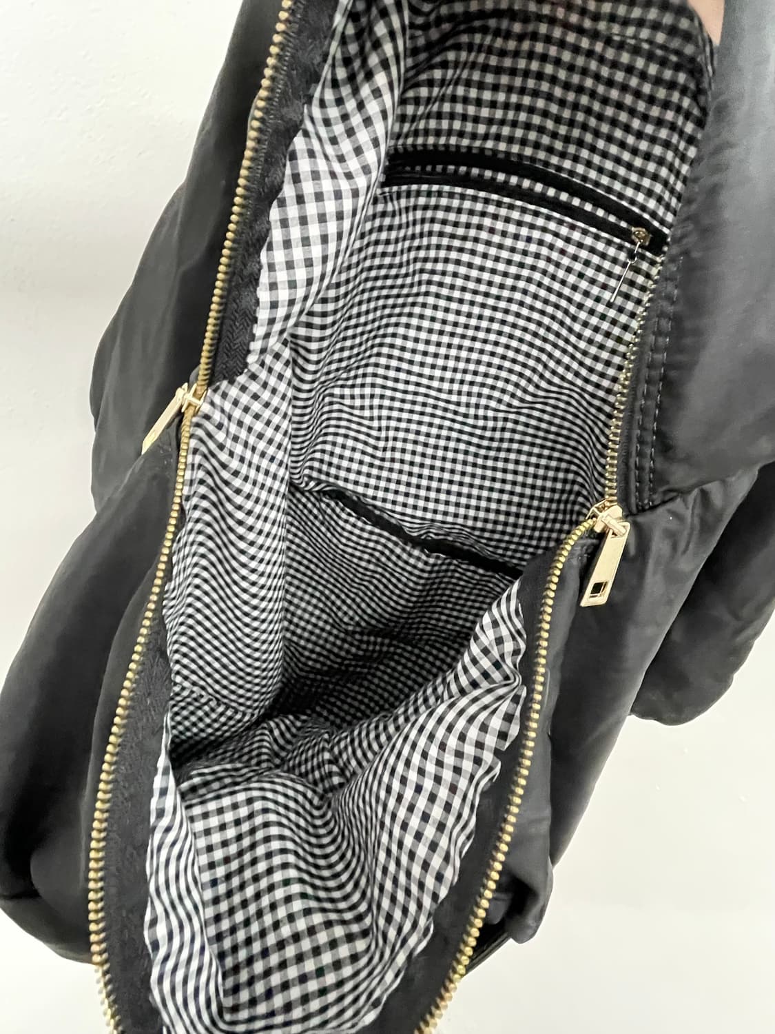 블랙 나일론 절개 호보백 상품이미지7