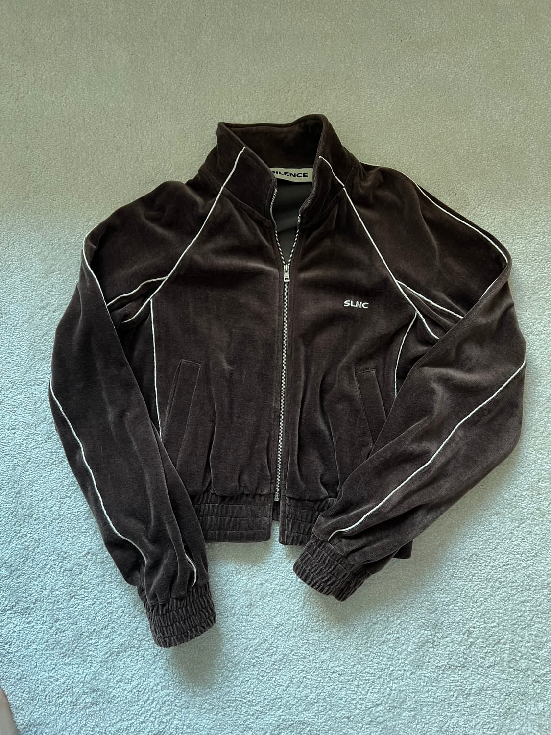 인사일런스 우먼 벨로아 트랙 집업 BROWN 상품이미지8