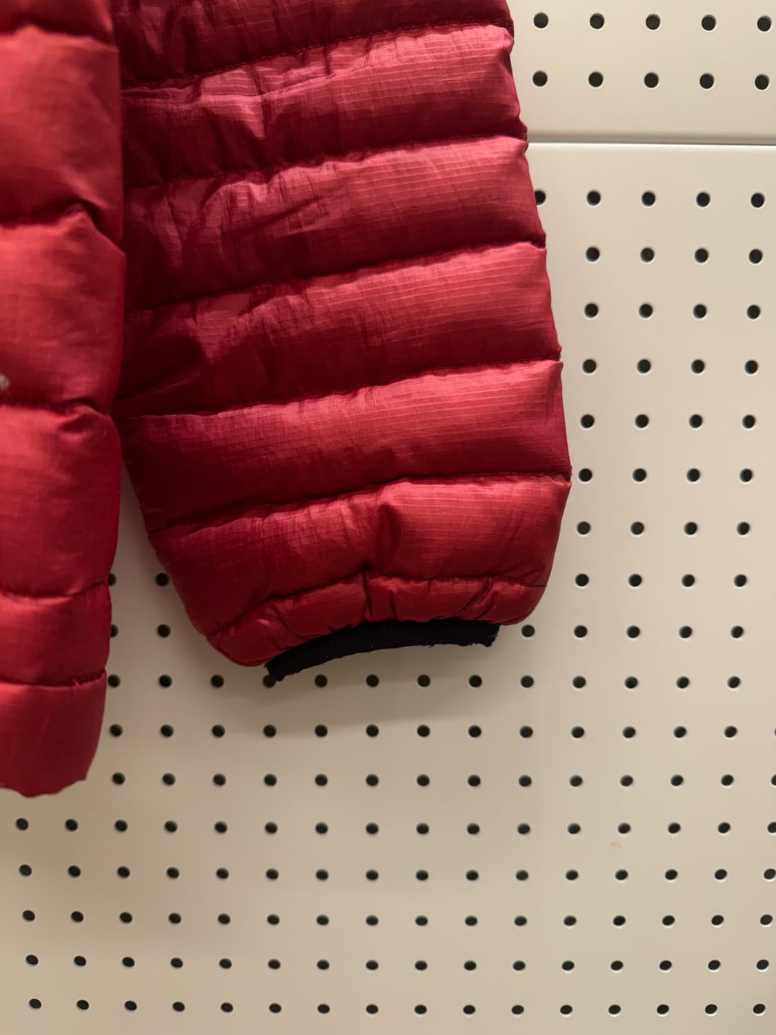 마운틴 하드웨어 USA 다운 경량 후디 패딩 U104 상품이미지4