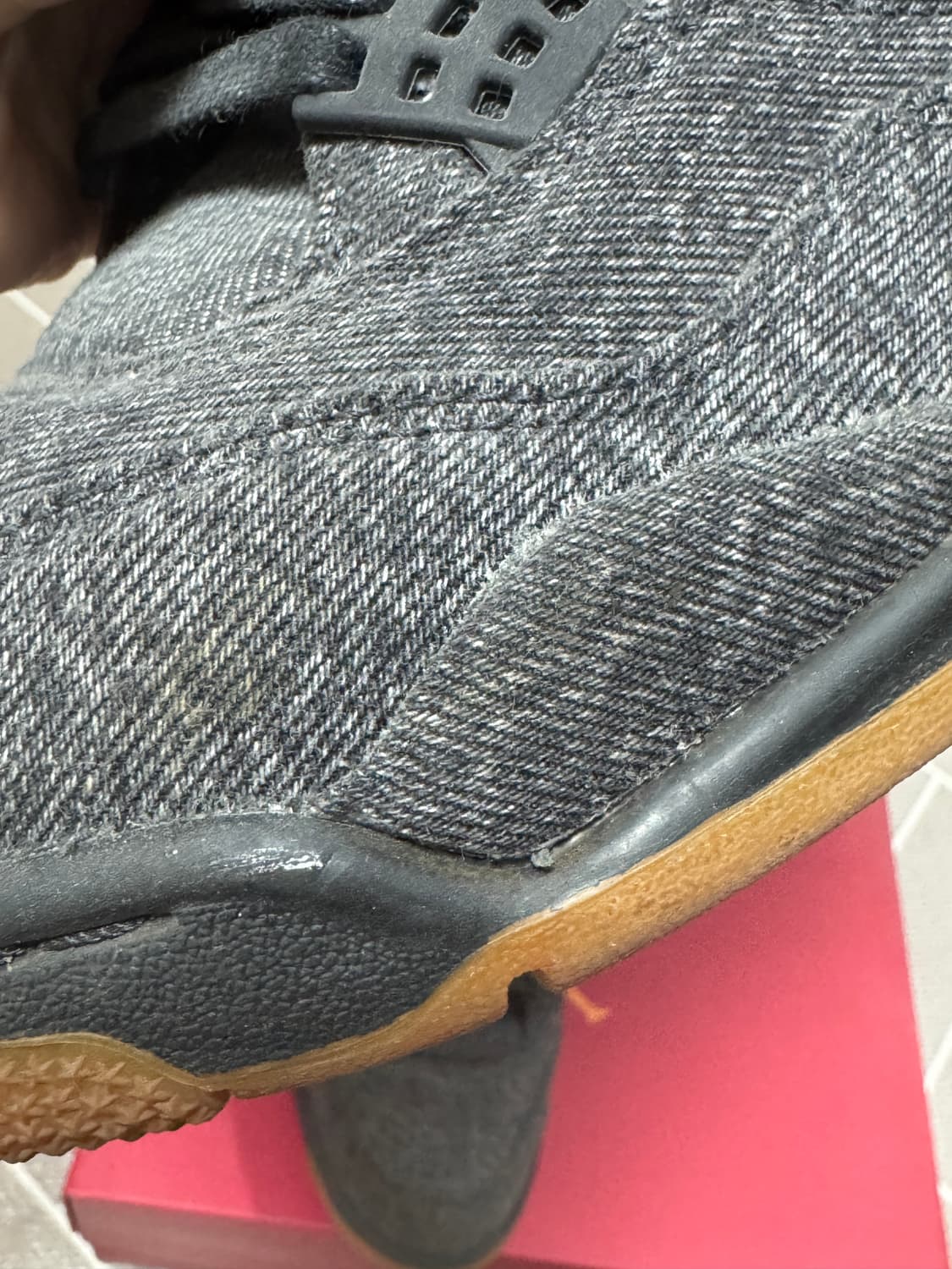 조던4 리바이스 흑청데님 255사이즈 상품이미지5