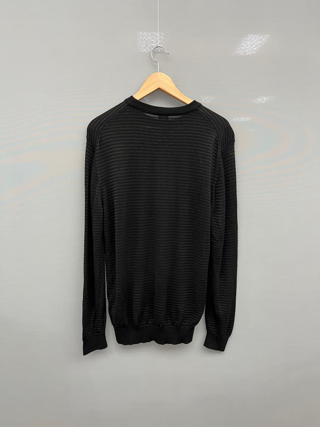 휴고보스 블랙 스트라이프 긴팔 니트 상품이미지6
