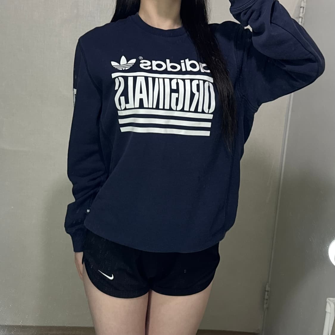 아디다스 올드스쿨 영어로고 맨투맨 🤍 상품이미지2