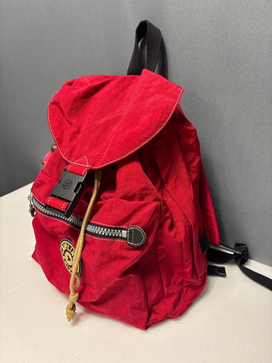 키플링 레드 백팩 상품이미지2