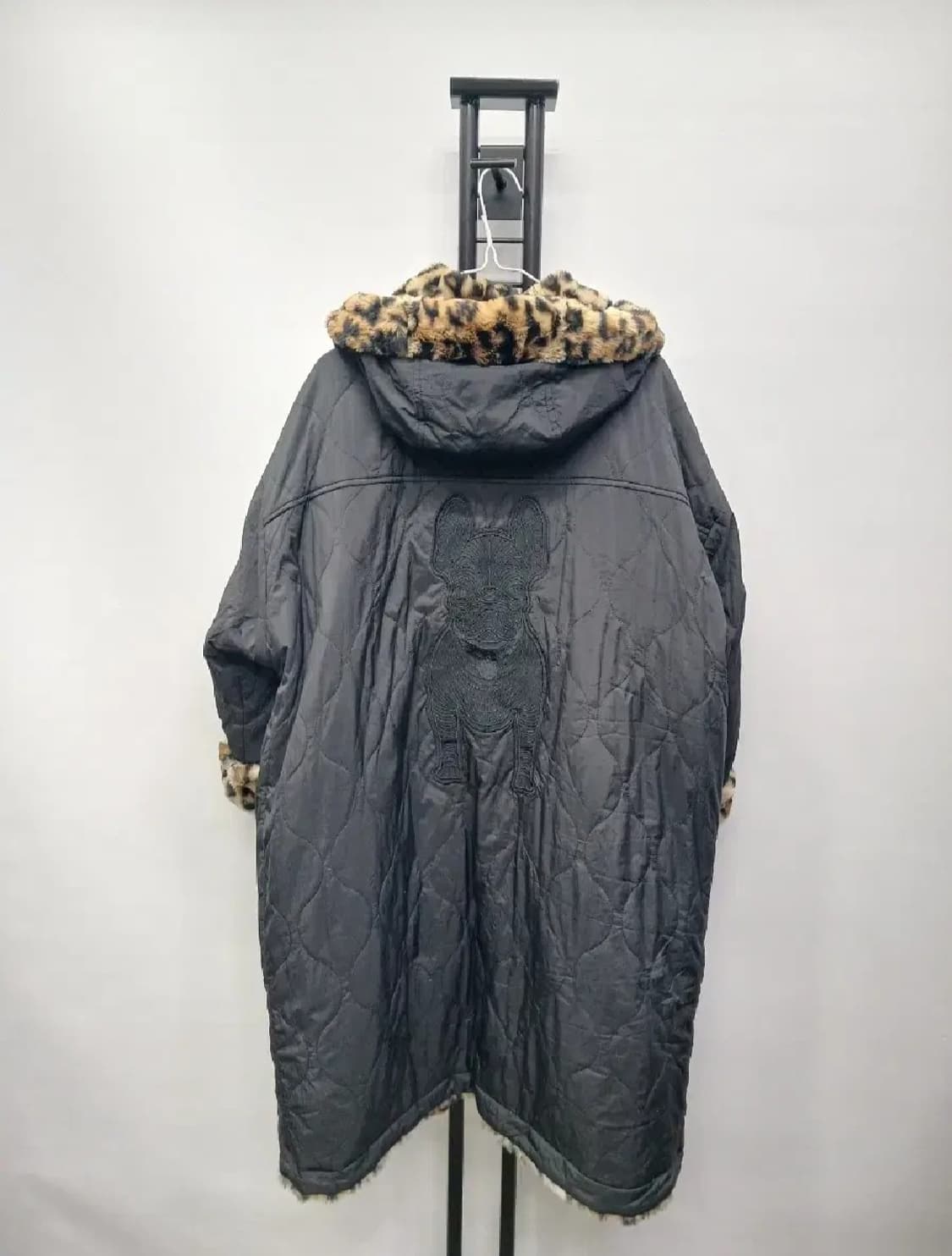 남성 라이프워크  레오파드후드 리버시블 롱패딩L 상품이미지3