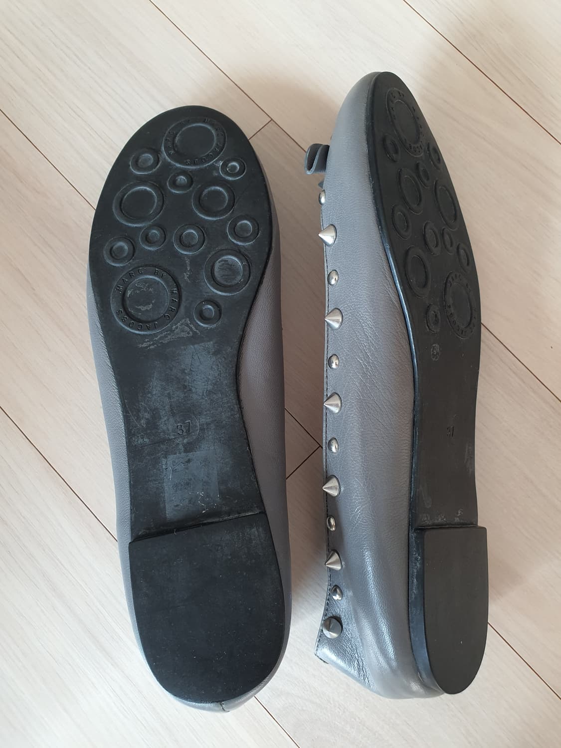 마크제이콥스 스터드 장식 마우스 플랫 슈즈 사이즈 37 상품이미지6