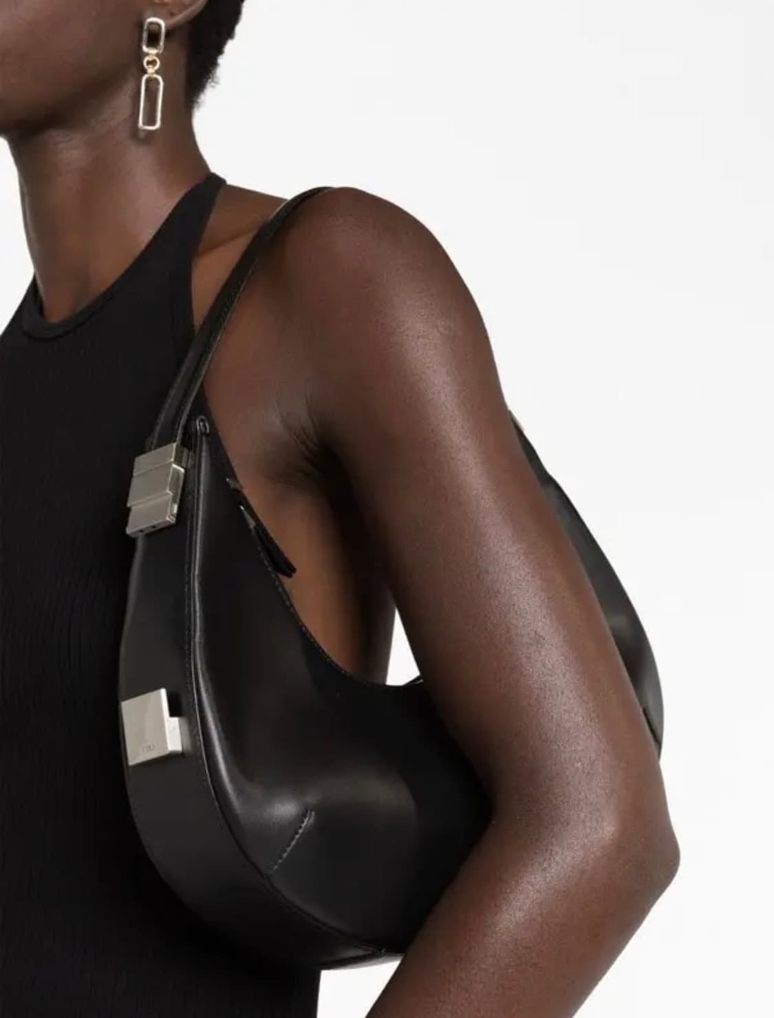 (정품/새상품) OSOI 오소이 여성 블랙 토니 호보 숄더백 상품이미지6