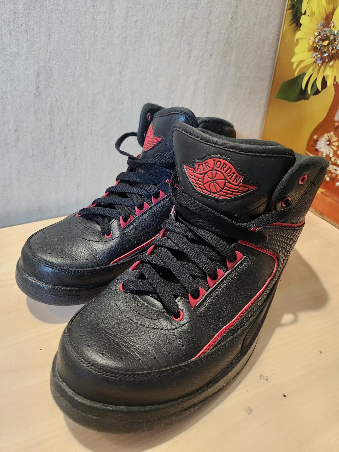 나이키 에어 조던 2 레트로 블랙 레드 (24cm) 🏀 한정판 감성 상품이미지5