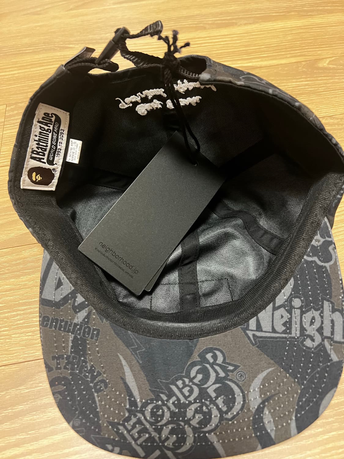 베이프 네이버후드 콜라보캡 상품이미지3