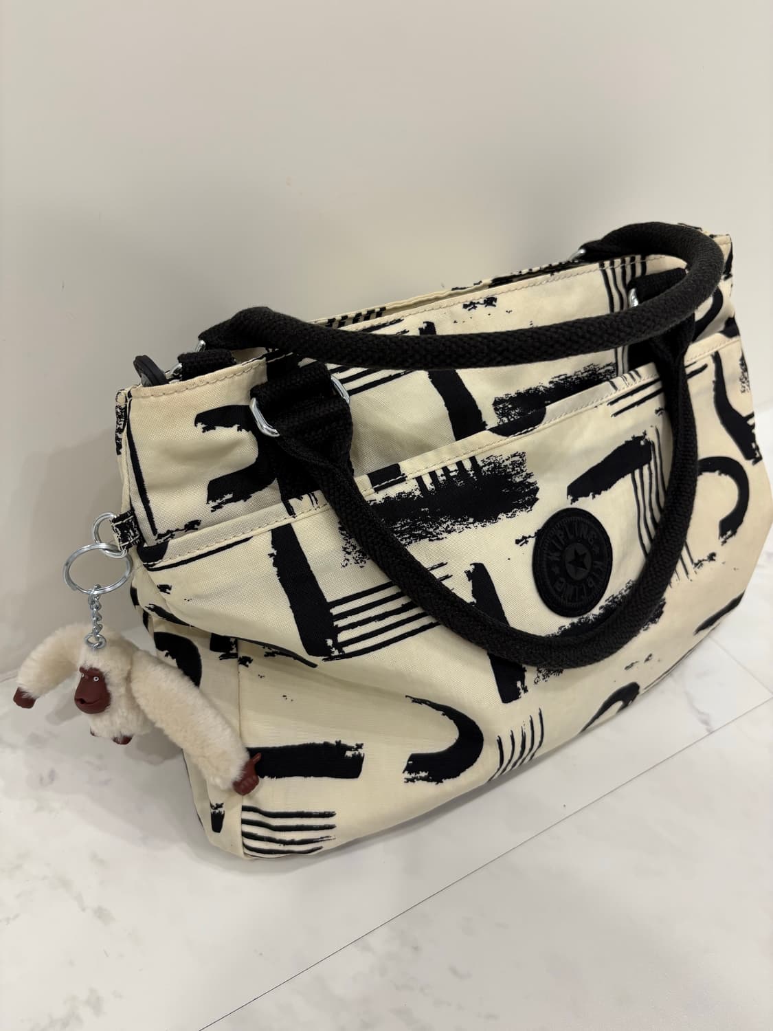 키플링 칼라리사토트백 상품이미지2